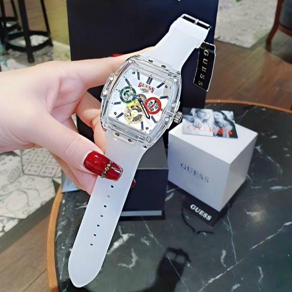 ساعت مچی مردانه گس مدل V1051M1