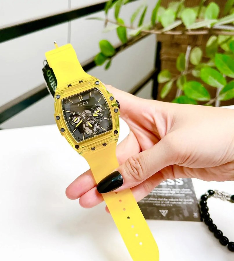 ساعت مچی مردانه گس مدل GW0203G6